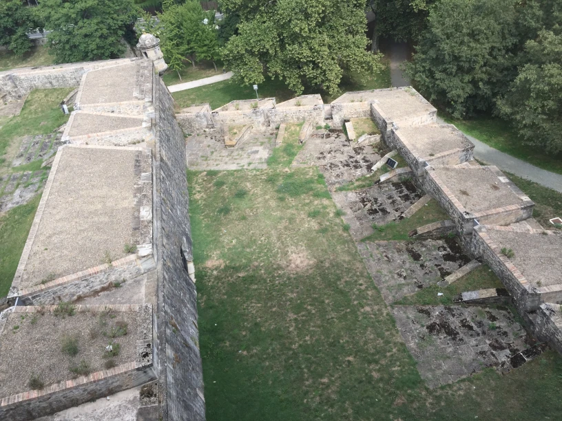 This is an image of
               the Walls of Pamplona.